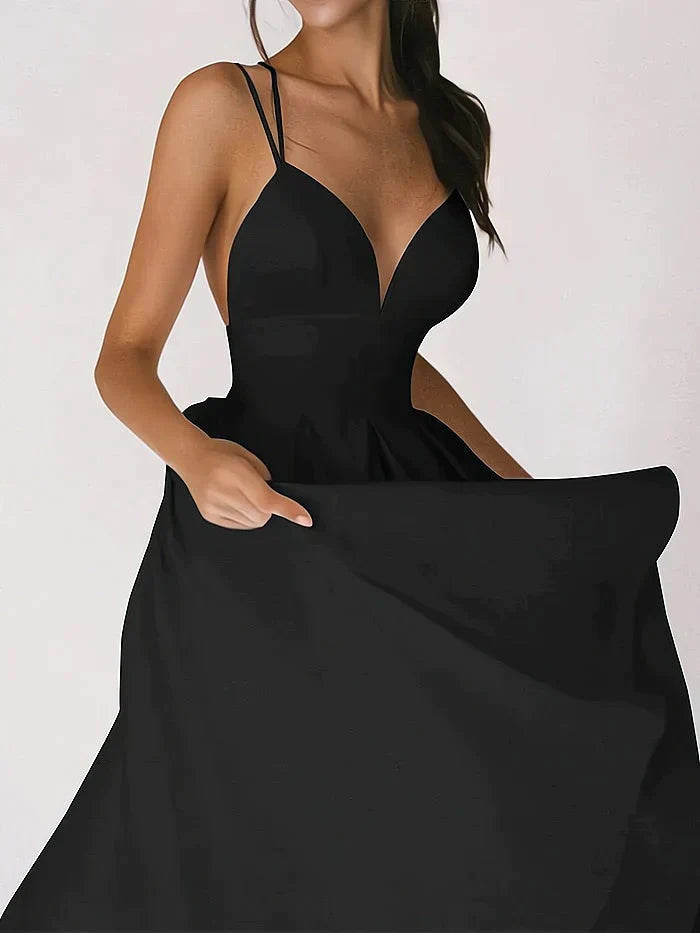 W&W - Elegantes Kleid mit V-Ausschnitt