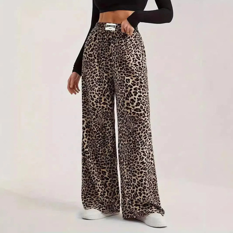 WW | Hoch taillierte lässige gerade Hose mit Leopardenmuster