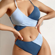 WW – Mehrlagiges Bikini-Set im Farbblock-Design