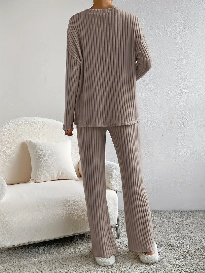 W&W Mode 2-teiliges Set | Eleganter gerippter Damenanzug mit V-Ausschnitt-Pullover und passender Hose