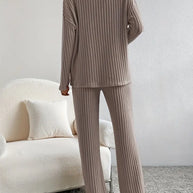 WW 2-teiliges Set | Eleganter gerippter Damenanzug mit V-Ausschnitt-Pullover und passender Hose