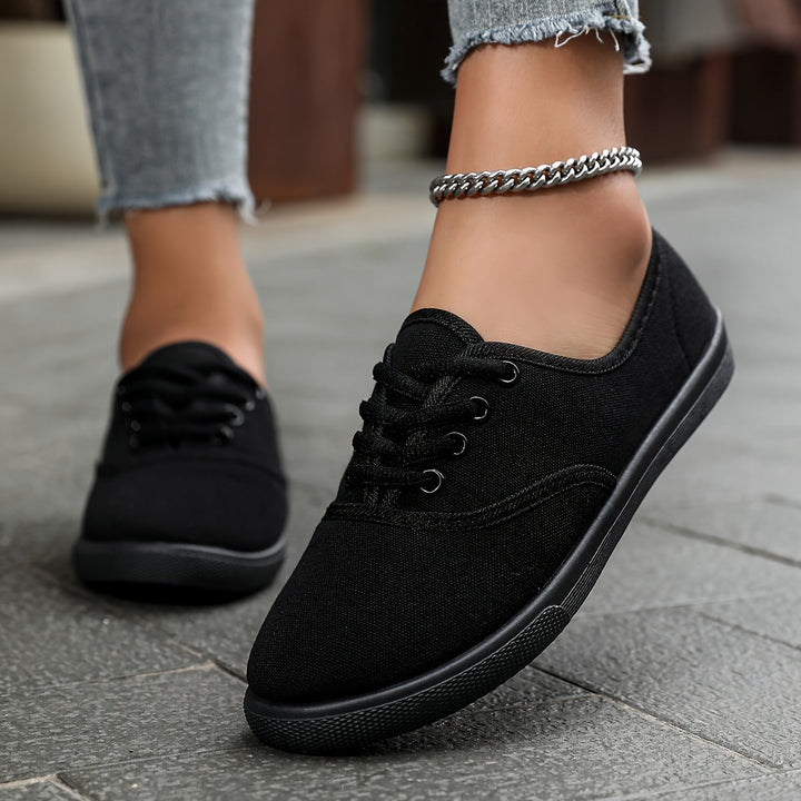 W&W Mode | Bequeme Niedrige Canvas Schnürschuhe