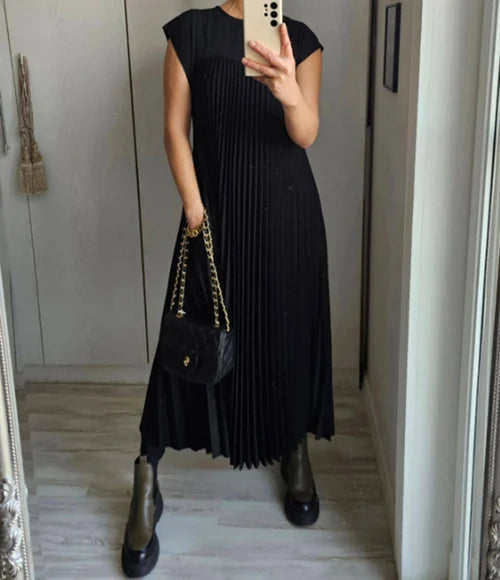 W&W Mode | Einfaches Einfarbiges Plisseekleid