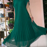 WW | Kleid mit Kurzen Ärmeln und Falten