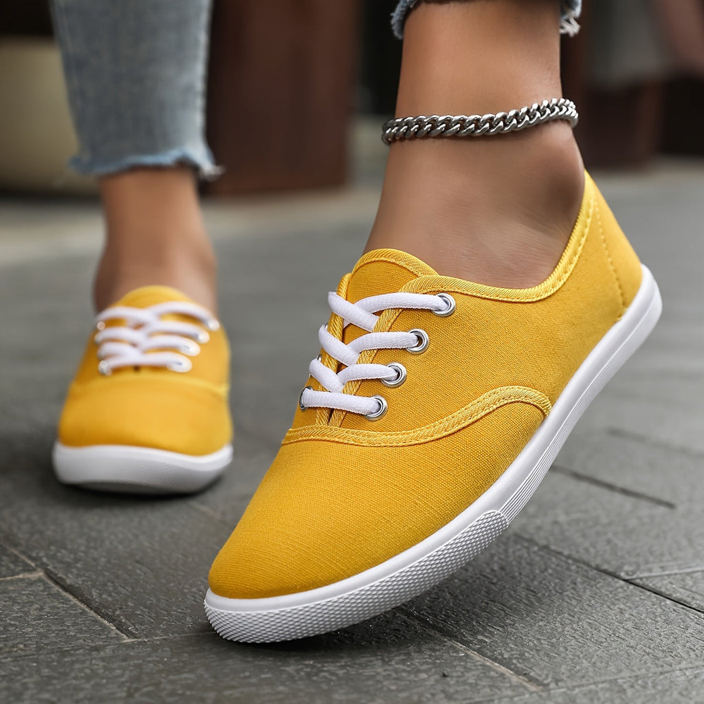 WW | Bequeme Niedrige Canvas Sneakers in Weiß