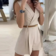 Kurzer, eleganter Overall