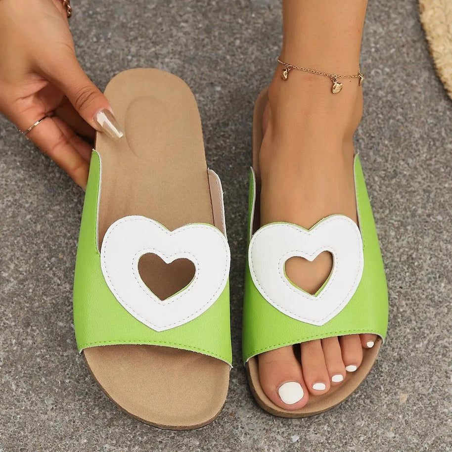 WW | Sandals Love with Heart Shape Design
