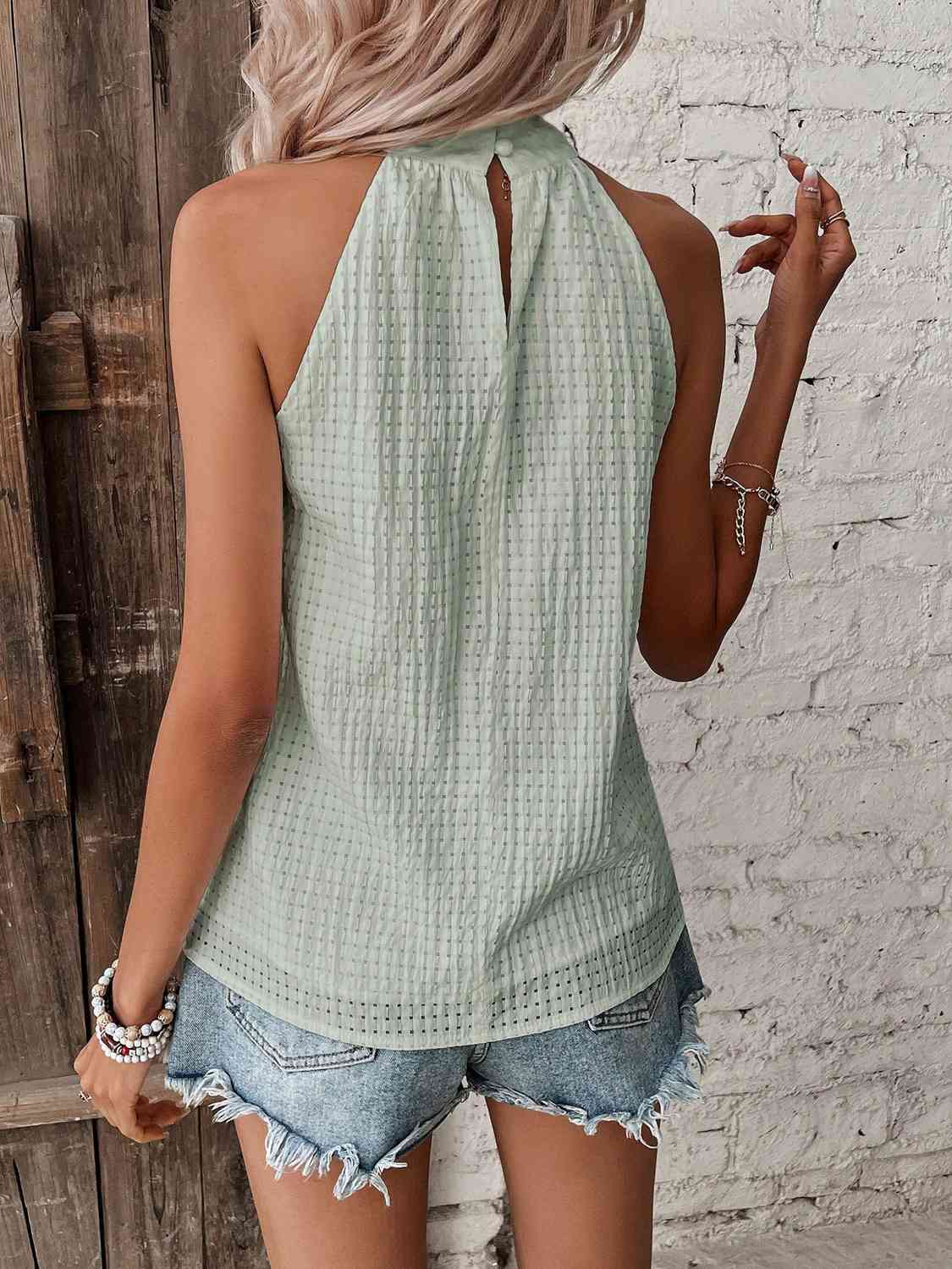 WW | Neckholder-Top mit Punktedetail