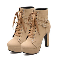 WW | Schnürstiefel mit Gürtelschnalle