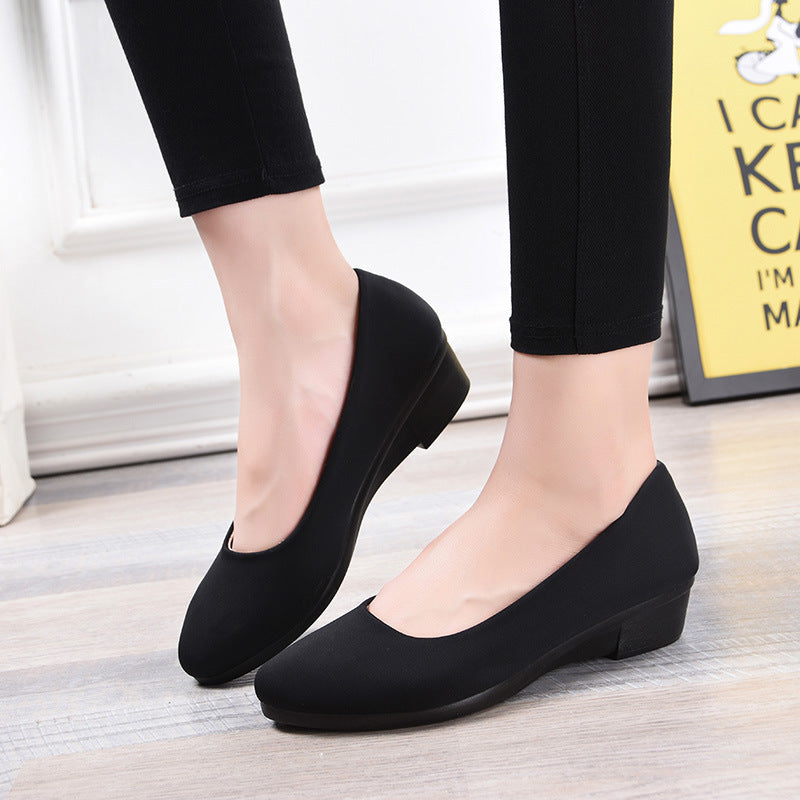 WW | Schlichte Slip-On-Schuhe mit Flachen Sohlen