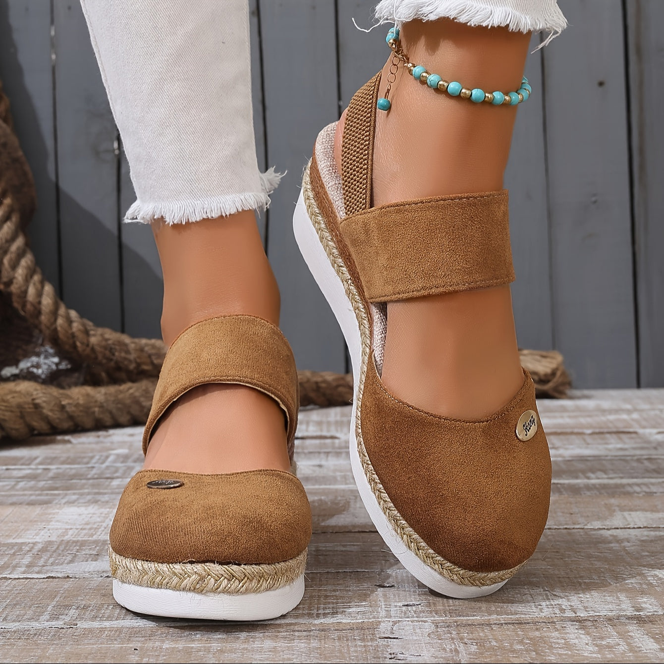 WW | Damen Sandalen Auf Plattform: Rutschfest, Geschlossene Zehe, Elastischer Riemen