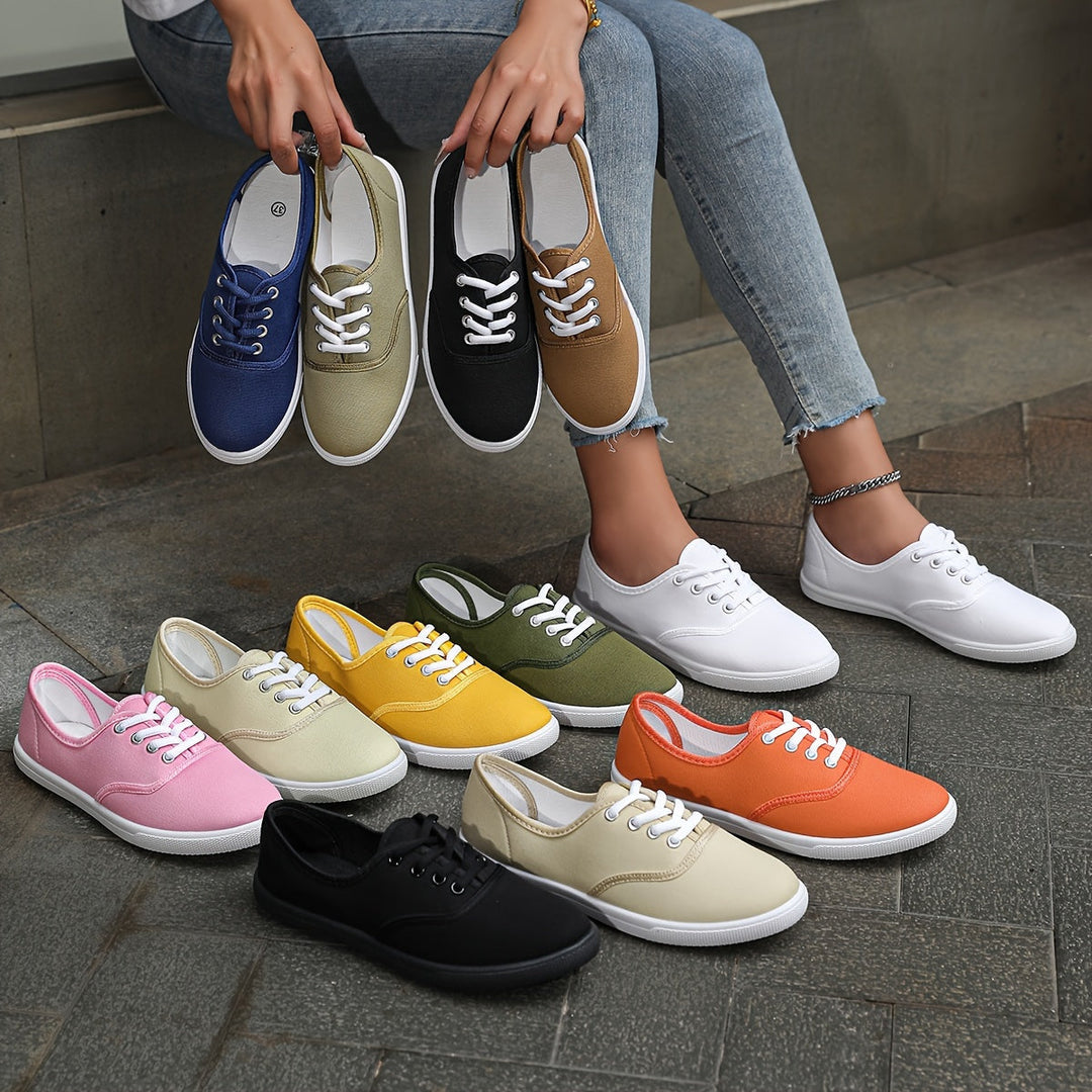 W&W Mode | Bequeme Niedrige Canvas Sneakers in Weiß