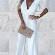 WW | stilvolles Overall mit tiefem V-Ausschnitt und kurzen Ärmeln für einen eleganten und modischen Look