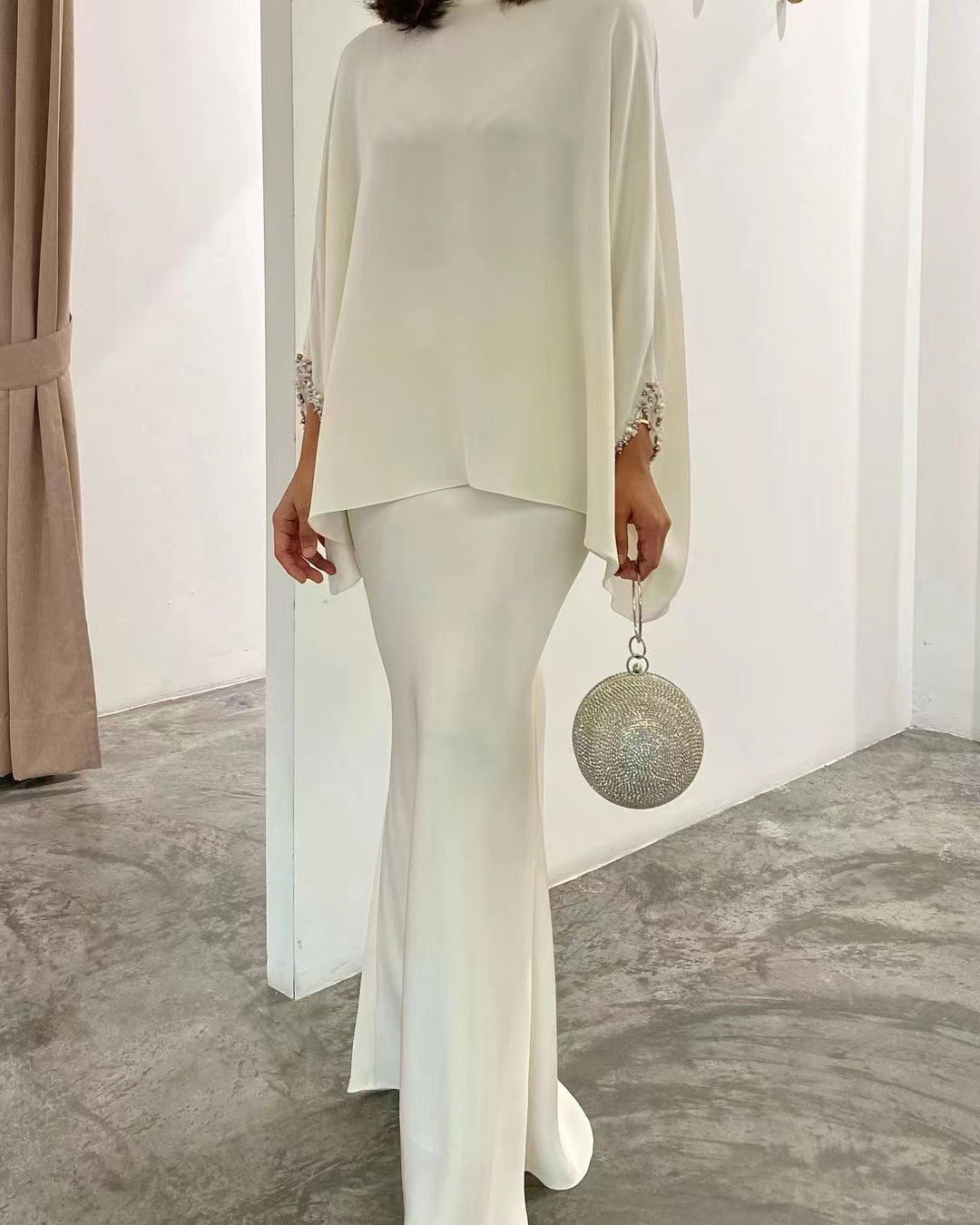 Damenperlenkette mit Perlmutt-Anhänger