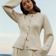 WW | Gestrickte Strickjacke