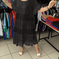 WW | Stilvolles Kleid Mit Feiner Spitzenverzierung