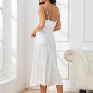 WW | Elegantes Satin Nachthemd Mit Romantischen Spitzendetails Für Frauen