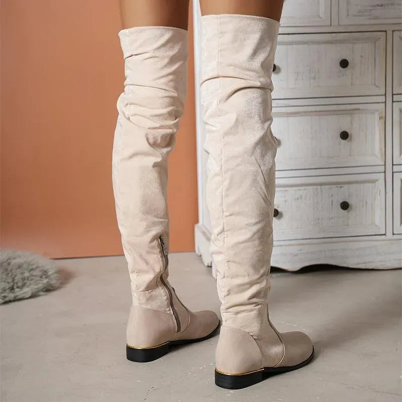 WW | Overknee laarzen gemaakt van suede