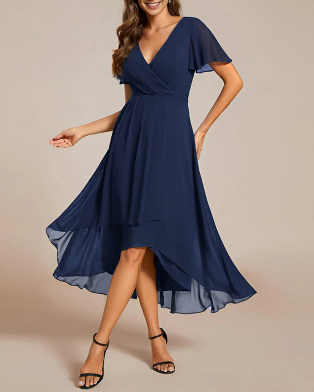 WW | Kleid mit V-Ausschnitt und Rüschenärmeln