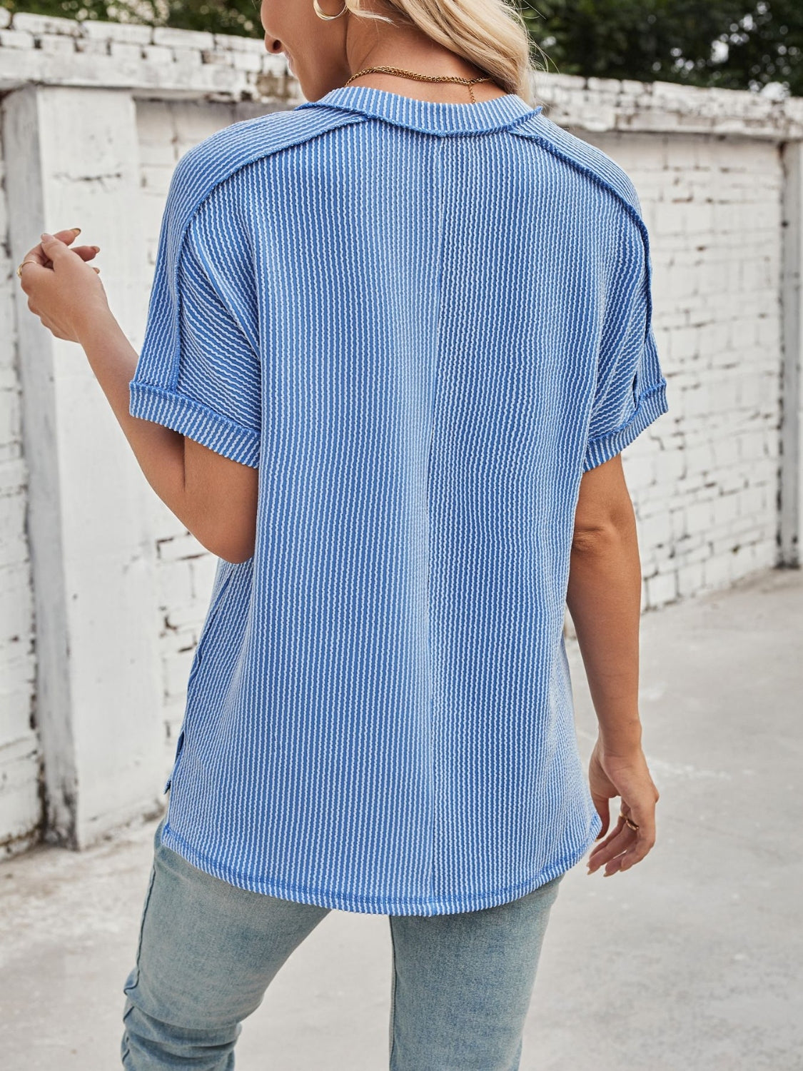WW | Cord-Ripp V-Ausschnitt Kurzarm T-Shirt