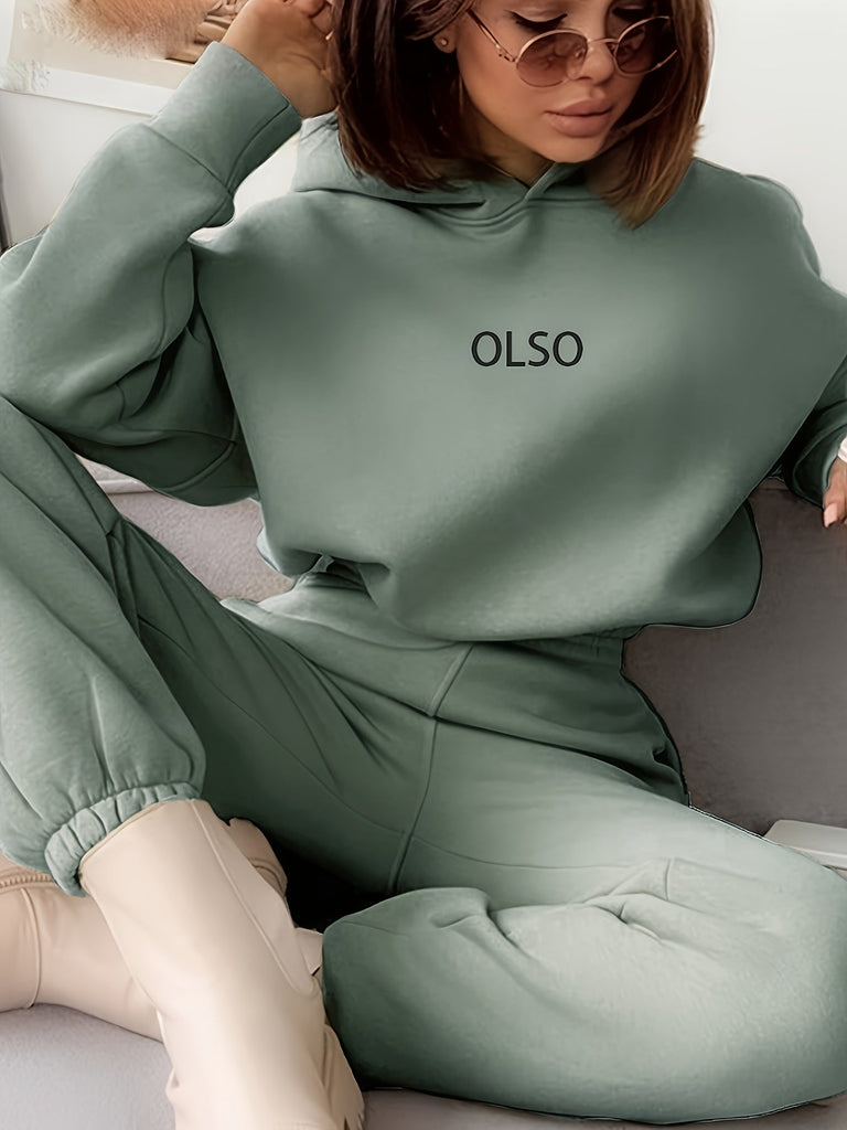 WW | Oslo Damen Set – Zweiteiliges Set aus Kapuzenpullover und Sweatpants für lässigen Stil und maximalen Komfort.