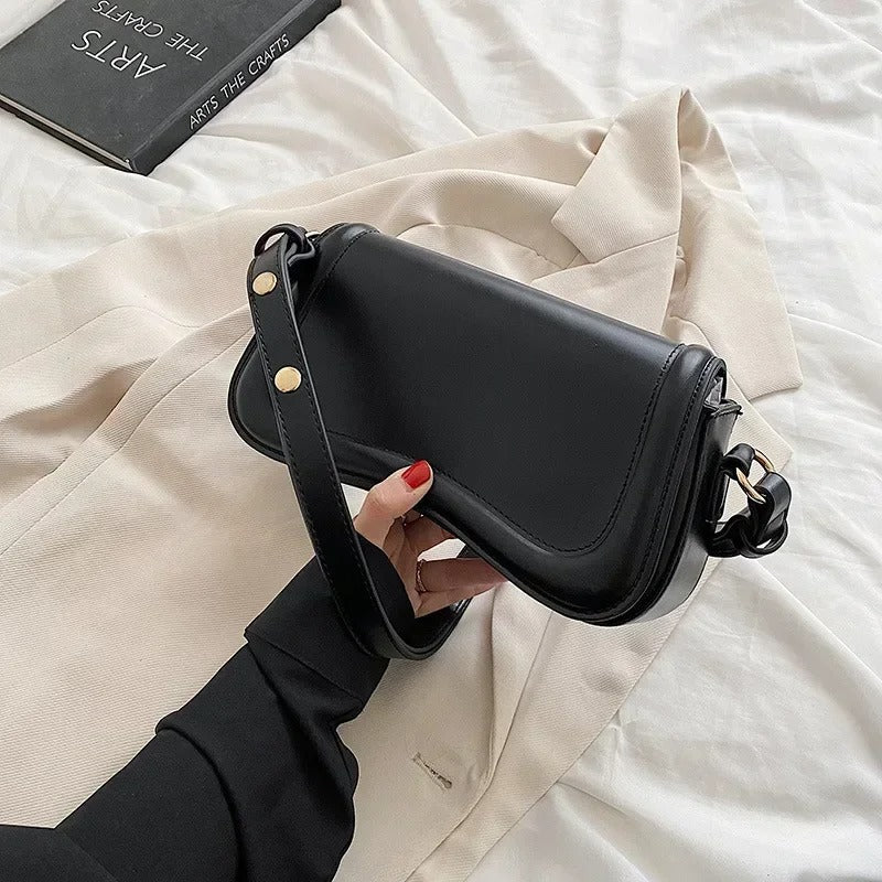 WW | Tasche Aus Veganem Leder Mit Wellenklappe Für Frauen