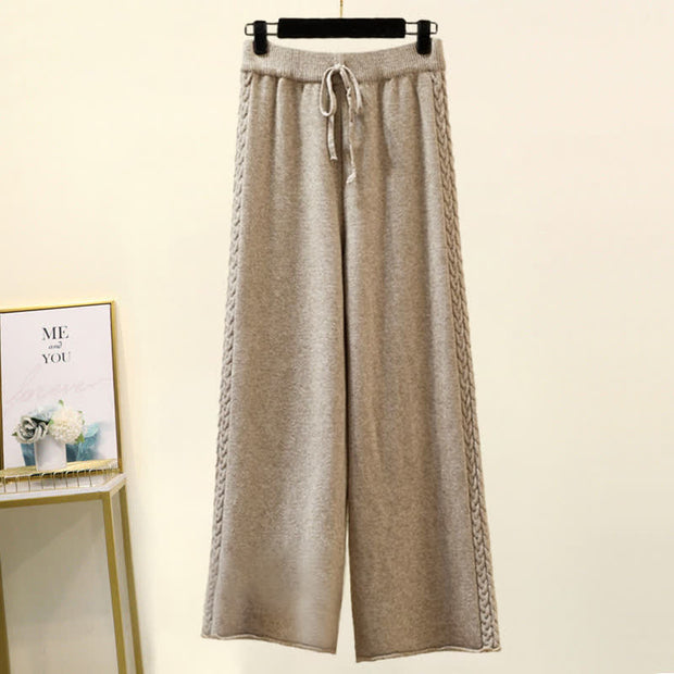 WW | Elegantes Set Aus Rollkragenpullover Und Lockerer Hose