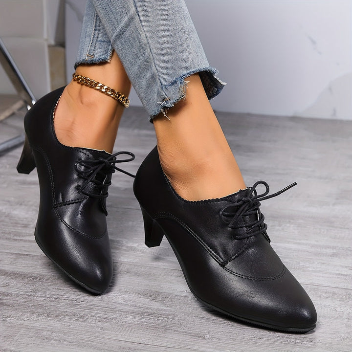W&W Mode | Schwarze Spitze Damenschuhe Mit Bequemen Mittelabsätzen