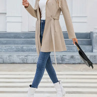 WW | Mid Length Reißverschlussmantel mit Stehkragen und Gürtel