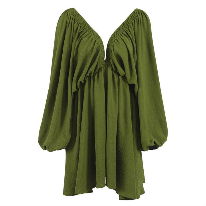 W&W Mode | Gerafftes Minikleid mit Schmetterlingsärmeln