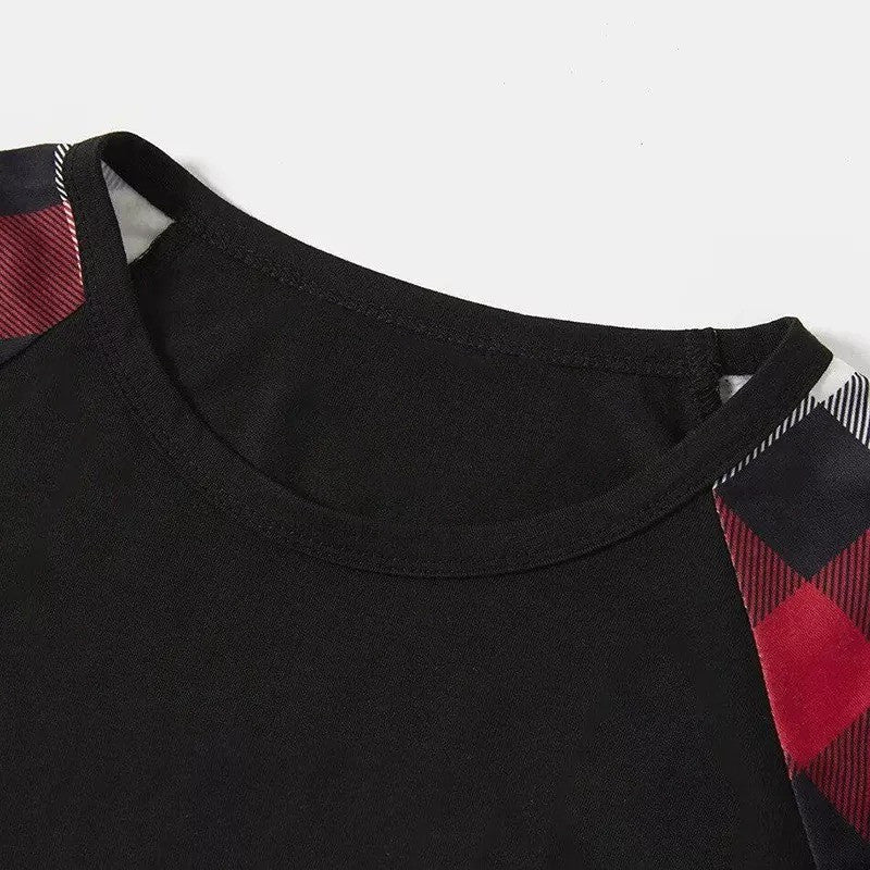 WW | Weihnachtsfamilien-Matching-Pyjamas - Rote und graue karierte Pyjamas mit dem künstlerischen Schriftzug 