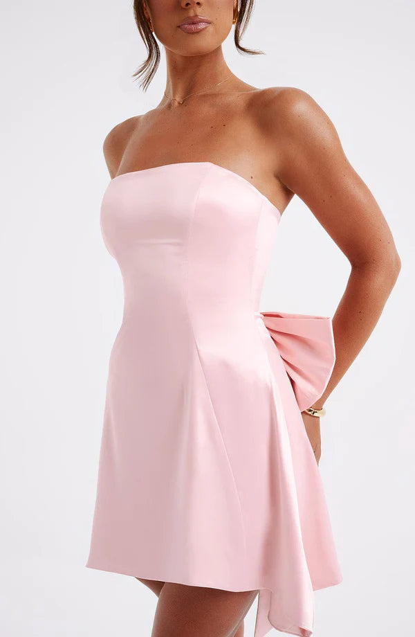 WW | Ärmelloses Minikleid mit Schleifendetail