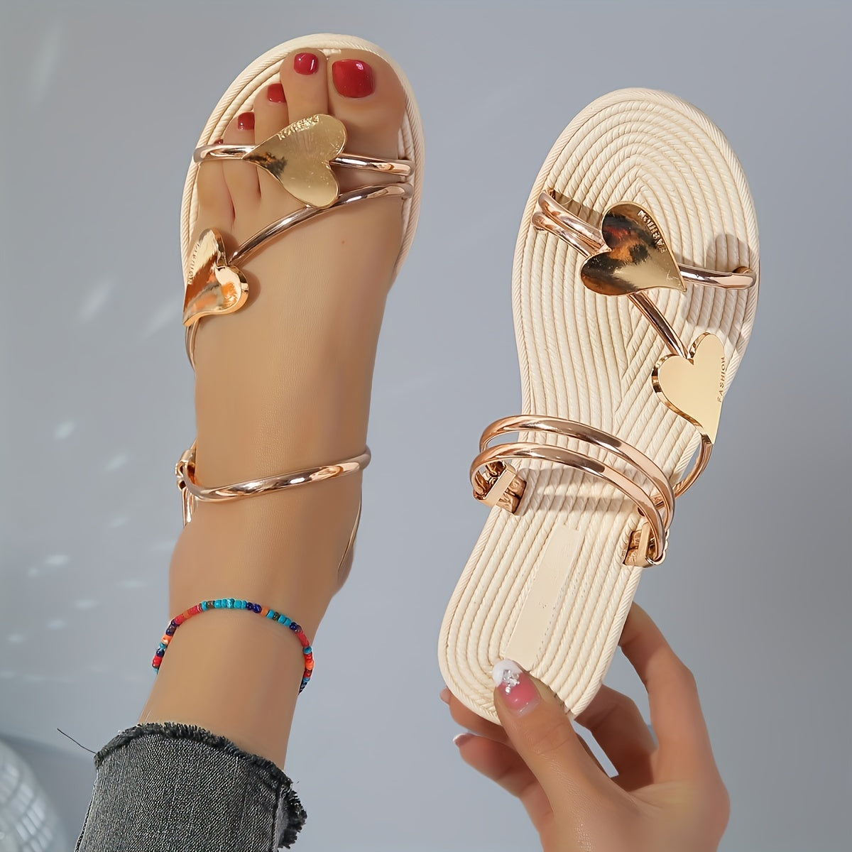 WW | Herzförmige Sandalen