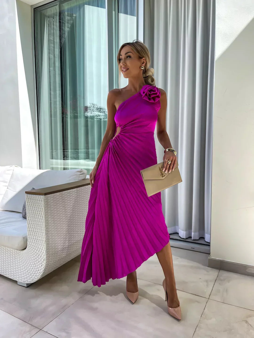 W&W Mode | Ein Schulter Kleid Faltenrock Blumenverzierung Abendliche Eleganz