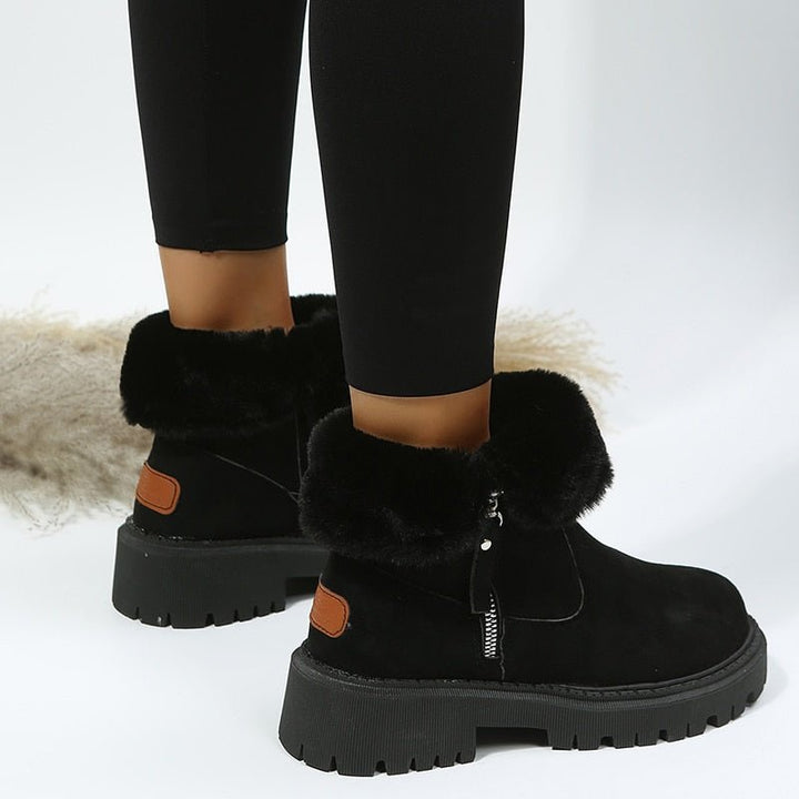 W&W Mode | Damen Stiefeletten - gefütterte Wildlederstiefel mit Reißverschluss und Fellkragen