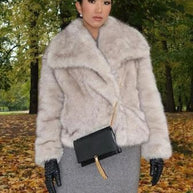 W&W - Eleganter flauschiger Kunstpelz-Mantel