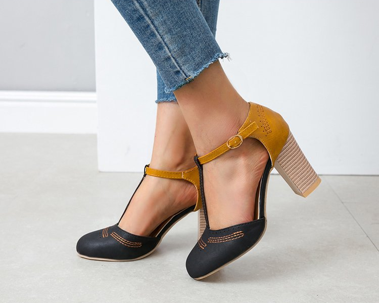 WW - Hochhackige Schuhe Pumpe