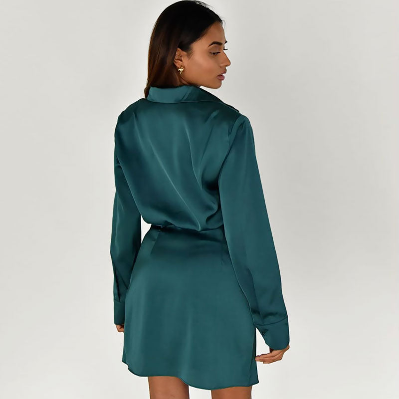 WW | Satin-Minikleid mit V-Ausschnitt und Raffung