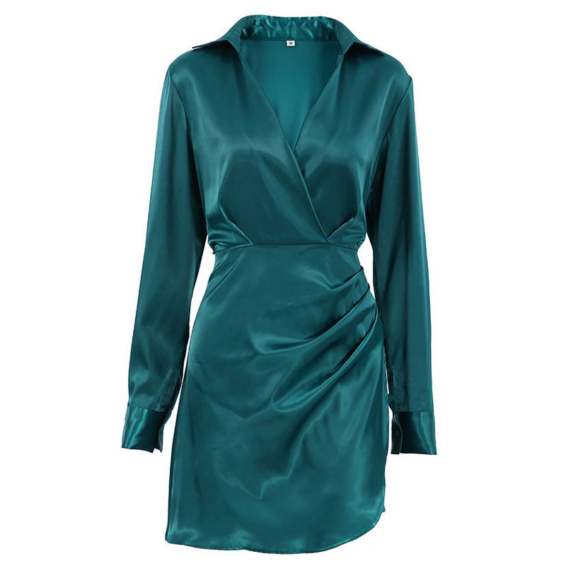 WW | Satin-Minikleid mit V-Ausschnitt und Raffung