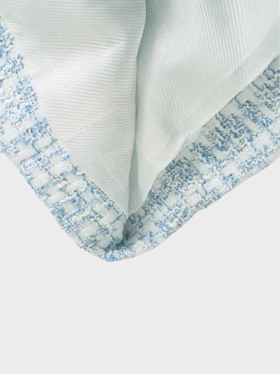 geschnittener Damenblazer in Hellblau