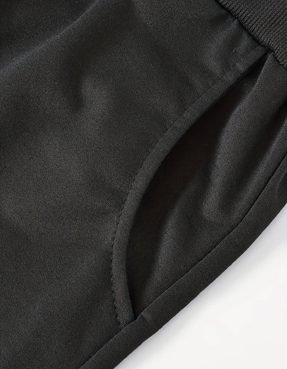 WW | Herren 3/4 Jogginghose Schwarz