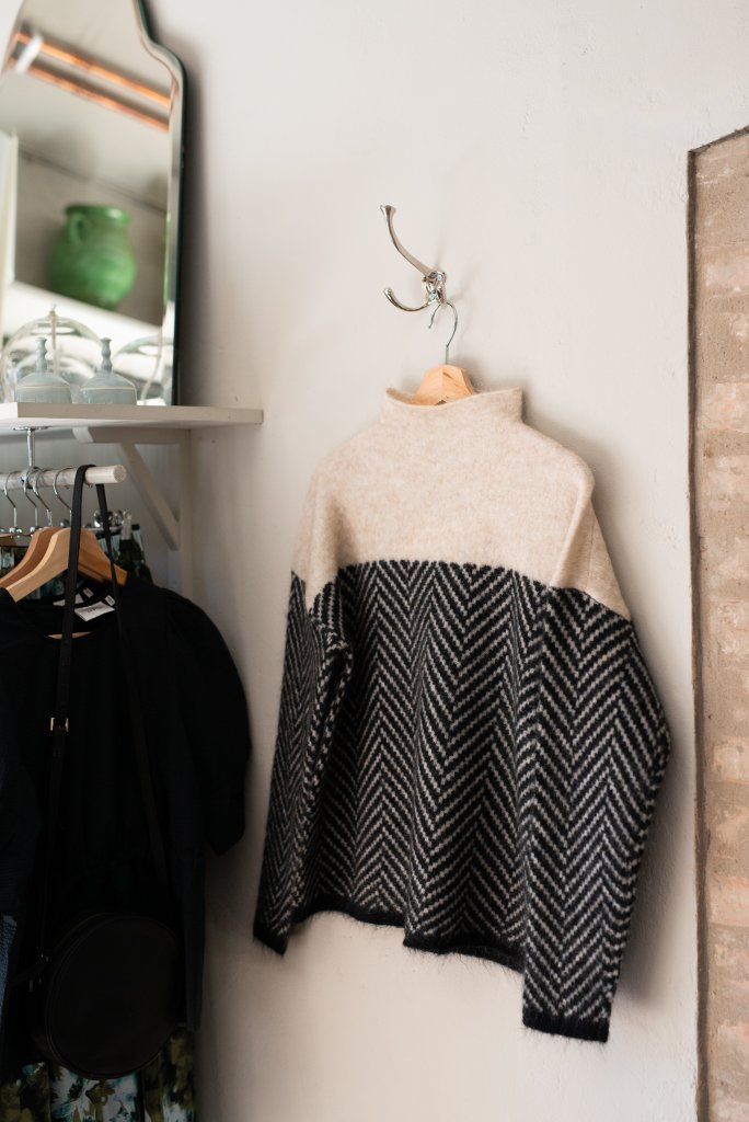 W&W Mode | Damen Rollkragenpullover mit Zweifarbdesign