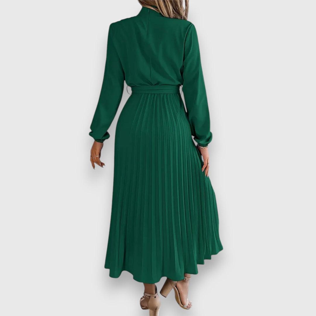 W&W Mode | Zeitlose Eleganz in Einem Midikleid