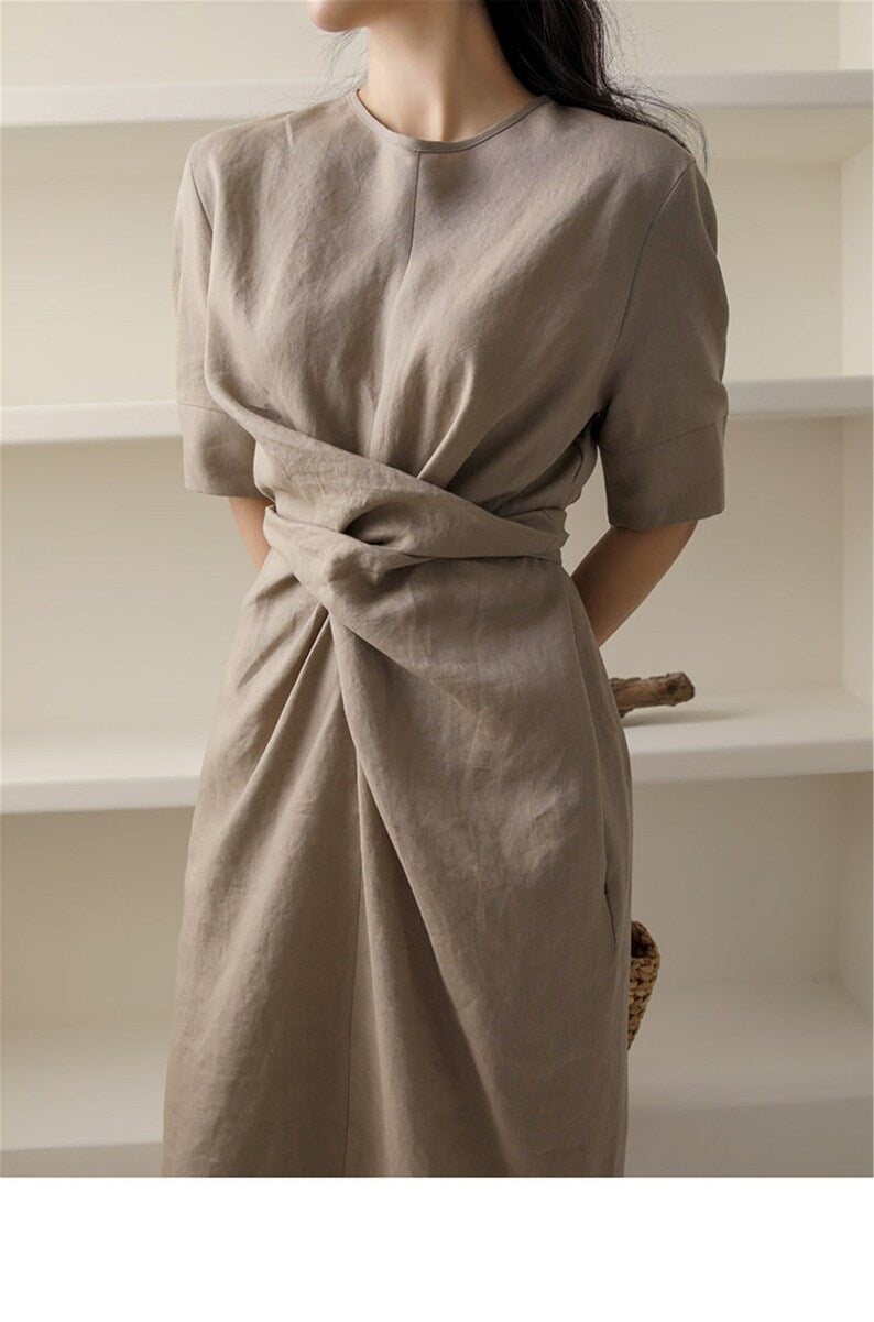 W&W Mode Unregelmäßiges Kleid aus Leinen in Khaki