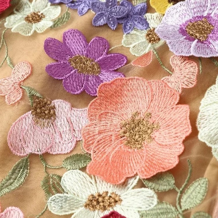 WW | Minikleid Mit Floralen Applikationen Und Durchscheinender Optik