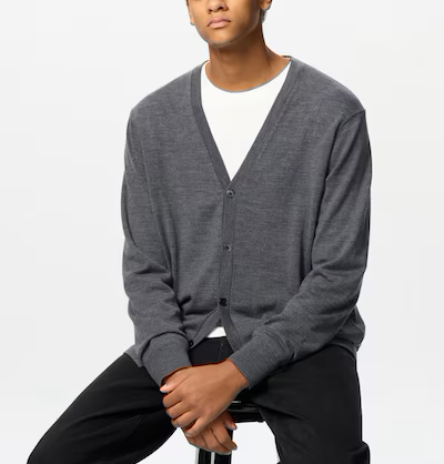 WW | Merino Strickjacke V-ausschnitt