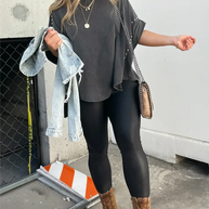Oversized Shirt mit Nieten