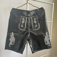 WW | Stilvolle Traditionelle Lederhose Für Männer Mit Authentischem Design