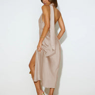 WW | Vibrant Halter-Midi-Kleid