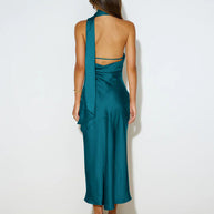 WW | Vibrant Halter-Midi-Kleid